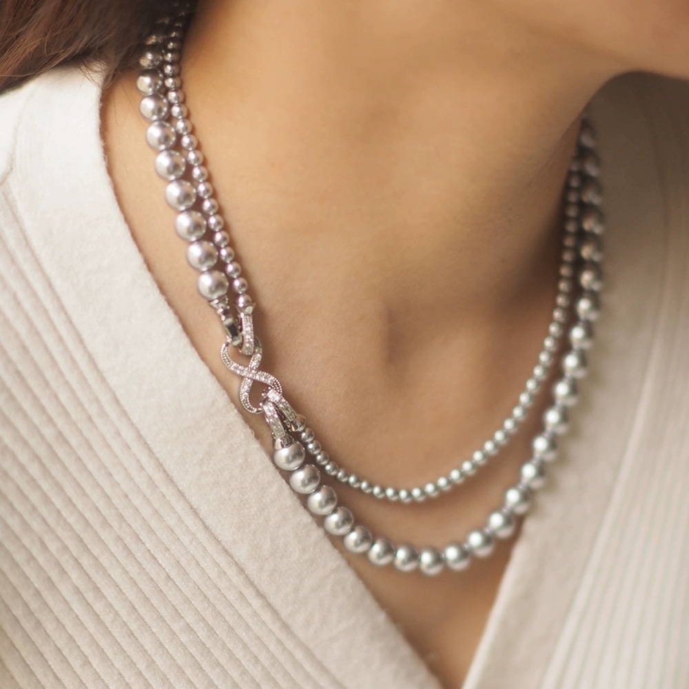 Sophisticated Silver Pearl Necklace with Crystal Accents